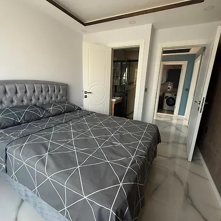 Life Villalari - Yeni Oezel Havuzlu * Kusadası